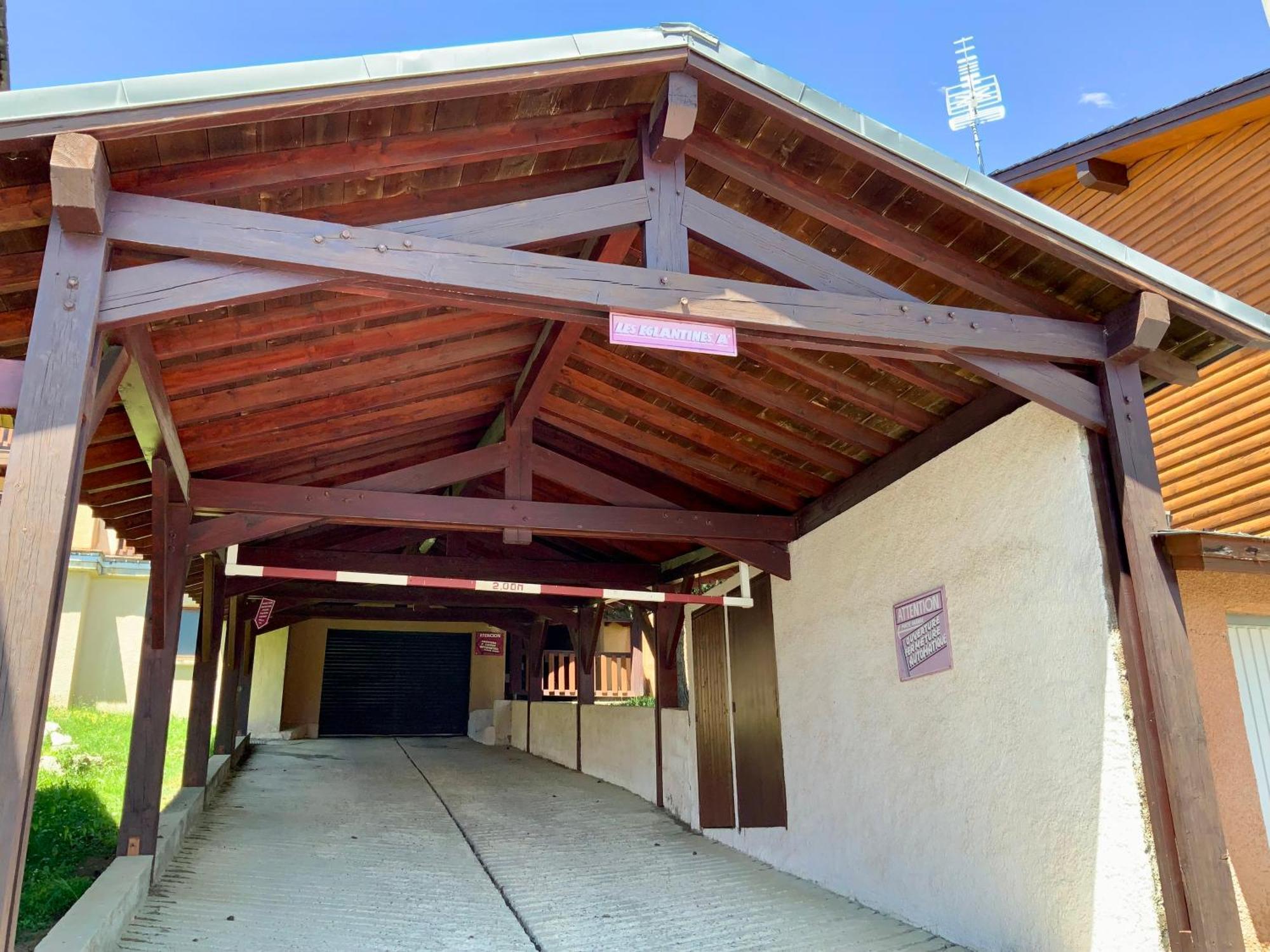 Studio Cabine Chaleureux A Pyrenees 2000 - Wifi Et Parking Prive Bolquere Exterior photo